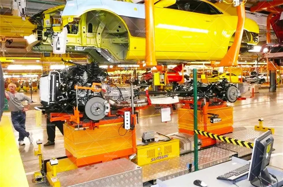 37000威尼斯移动机械人综合竞争力现已达到国际当先水准 服役在各大汽车一线品牌出产线上 图为出口到美国通用汽车的移动机械人