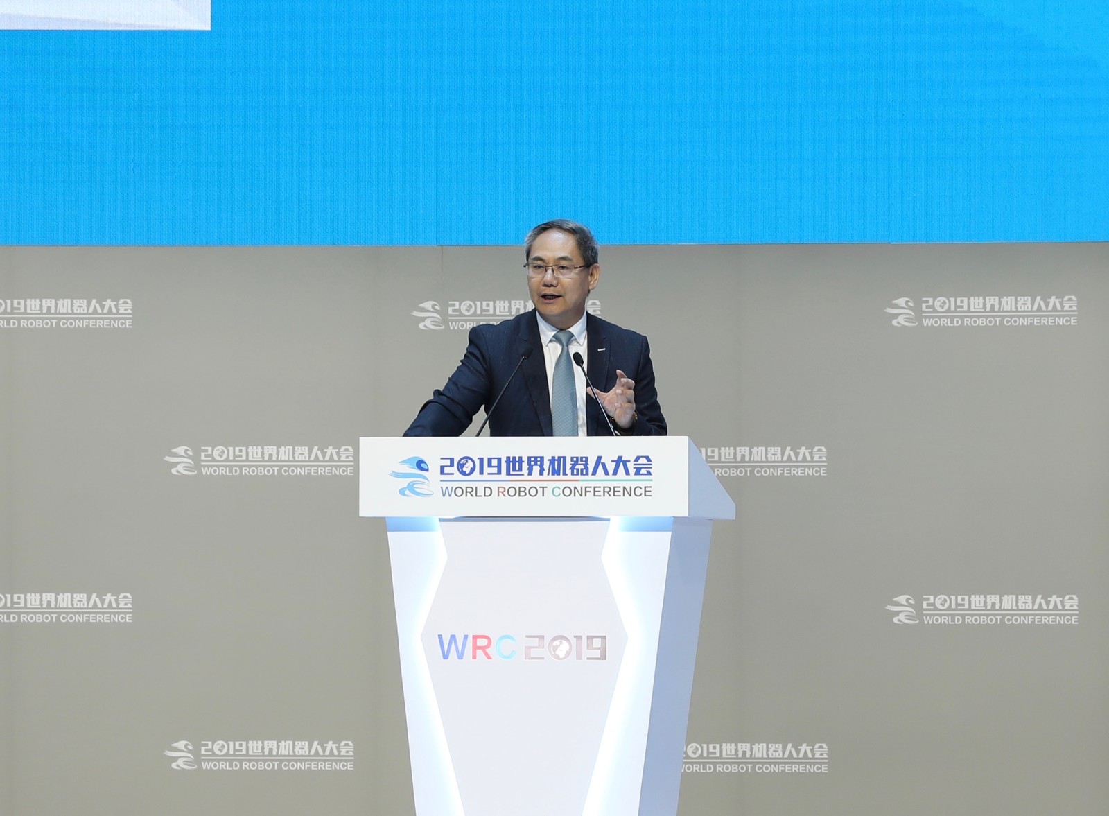 大咖概想&mdash;&mdash;曲路奎：中国机械人产业发展深度思虑&mdash;&mdash;机缘与挑战